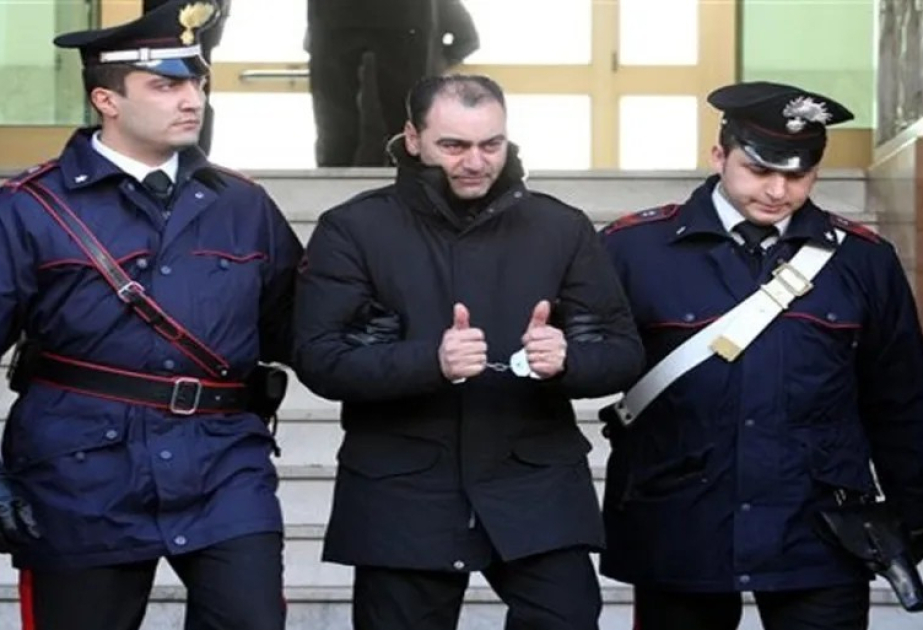 ANSA: İtaliya polisi ölkənin ən güclü mafiya dəstəsinin 79 üzvünü həbs edib