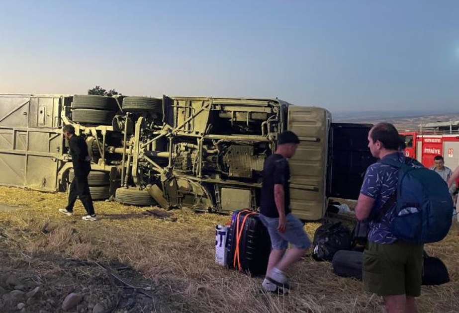 В ДТП с пассажирским автобусом в Турции пострадали 46 человек