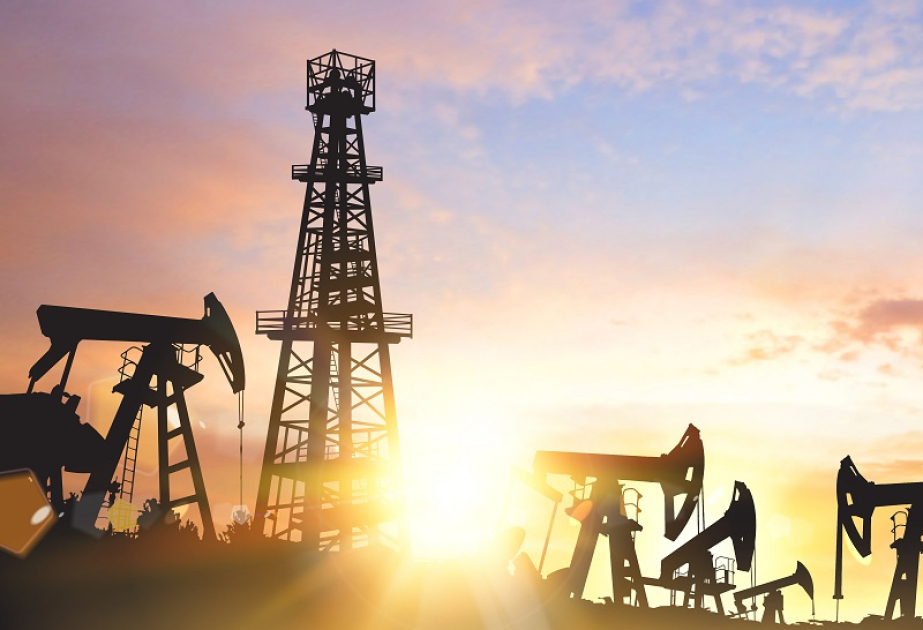Цены на нефть на мировых биржах снизились ВИДЕО