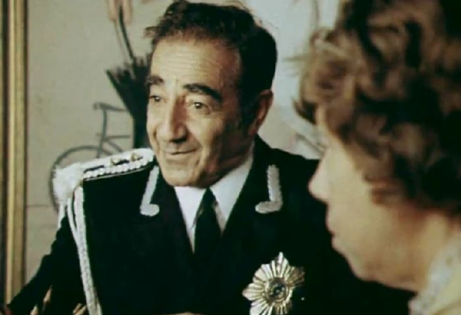 “Liman”dan “Uzaq, yaşıl ada”ya uzanan ömür nəğməsi