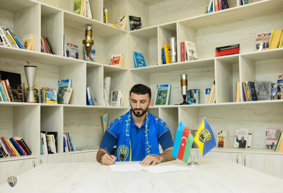 “Kəpəz” heyətinə yeni futbolçu cəlb edib