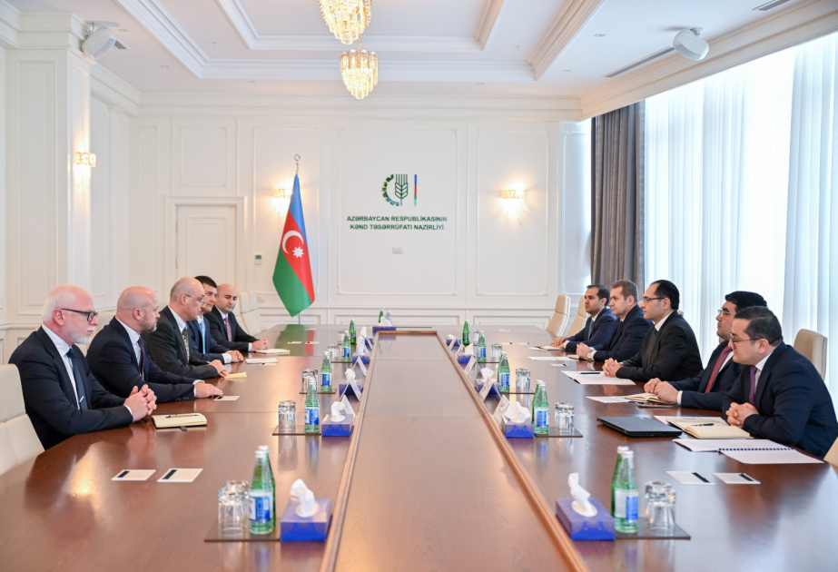 “John Deere” Azərbaycan bazarında fəaliyyətini genişləndirmək niyyətindədir