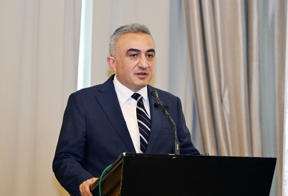 Azərbaycanda vəkillərin sayı 3 min 3 nəfərə yüksəlib