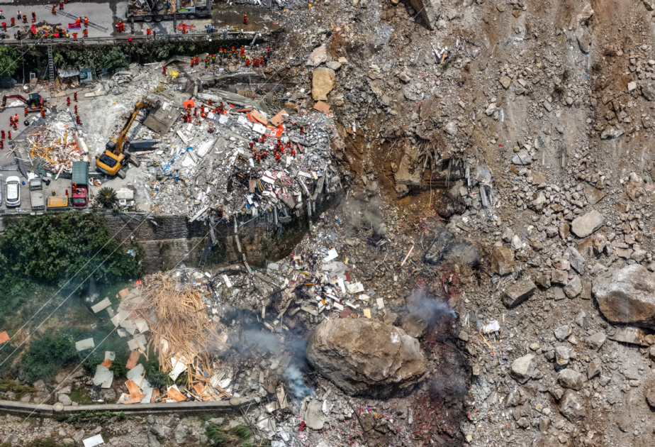 8 dead, 34 missing after mountain collapse hits China's Chongqing