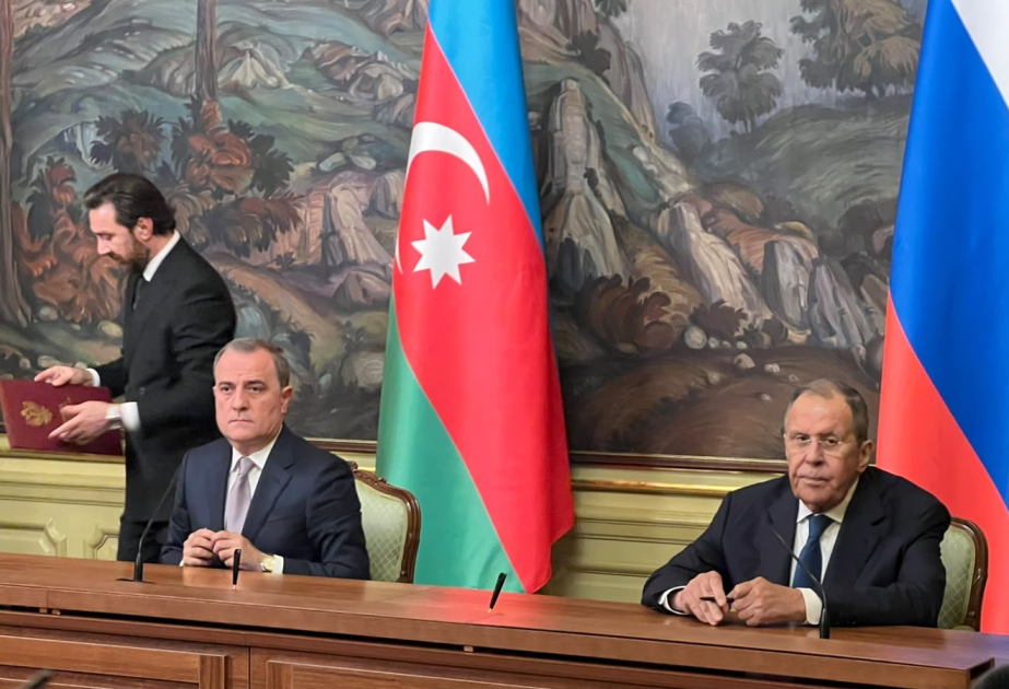 Serguéi Lavrov: "Azerbaiyán apoya las propuestas de Rusia sobre el problema del descenso del nivel del mar Caspio"