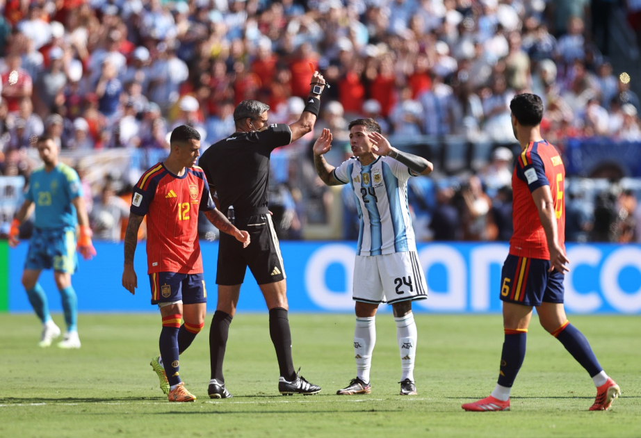 DÇ-2026: Argentina millisi İspaniya ilə matçda azlıqda qalıb
