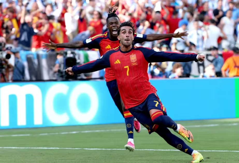 Spain dethrones 10-man Argentina to claim second world cup title