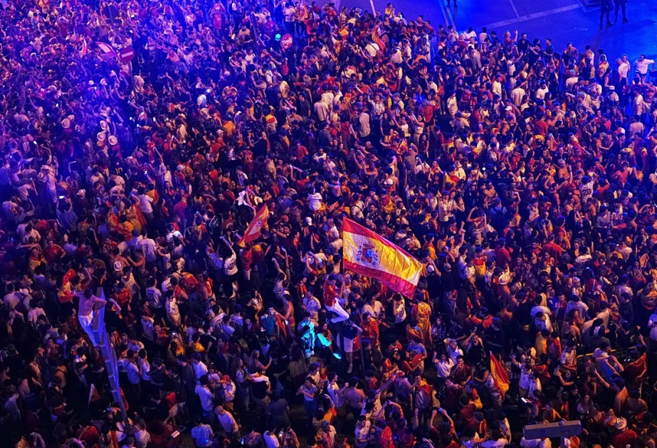 Teenager dies in Spain after fountain collapses during World Cup celebrations