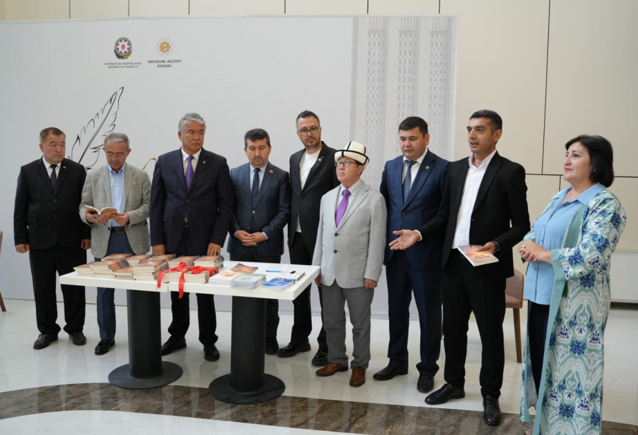 Ağdamda Özbəkistanın gənc şairi Şöhrət Arifin kitabının təqdimatı olub