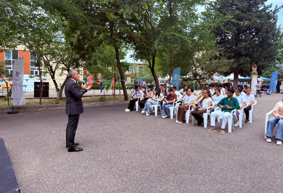 “Səyyar Gənclər Xidməti” Ağsu gəncləri üçün növbəti dəfə yeni imkanlar yaradıb