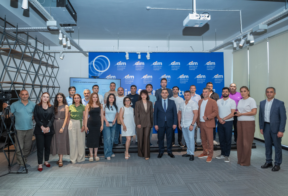 “İKT LAB” media nümayəndələri üçün süni intellekt mövzusunda təlim təşkil edib