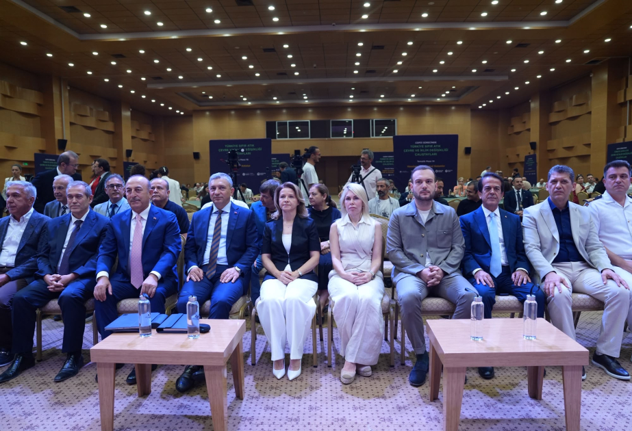 Aralıq və Egey dənizləri sahillərində plastik tullantılarla mübarizə güclənəcək: Antalyada mühüm müzakirə