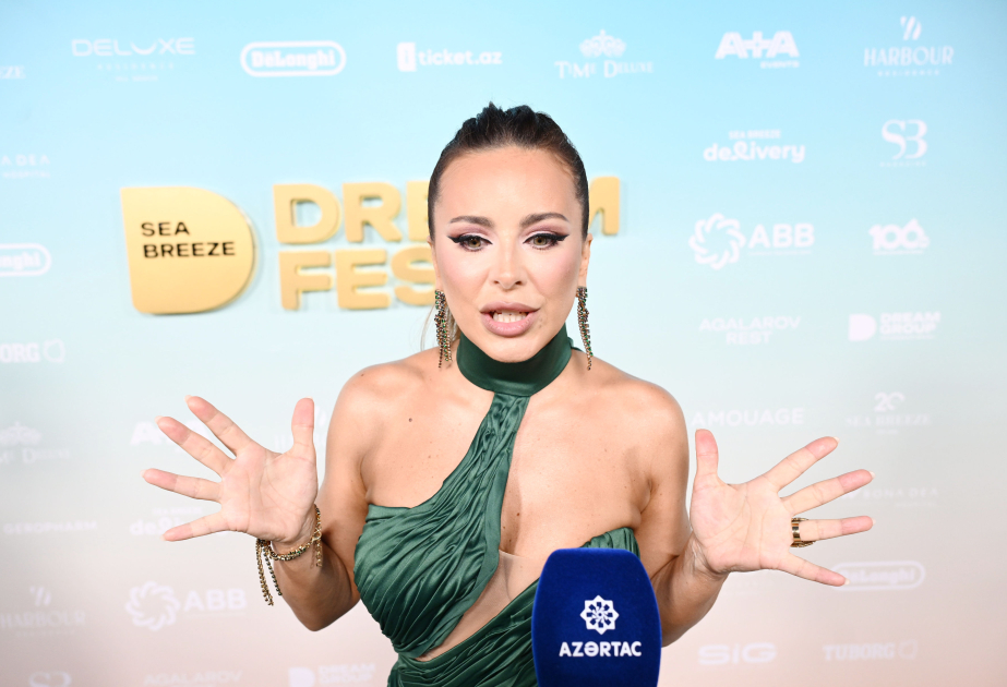 Ани Лорак выступит на DREAM FEST в наряде от азербайджанского дизайнера ВИДЕО