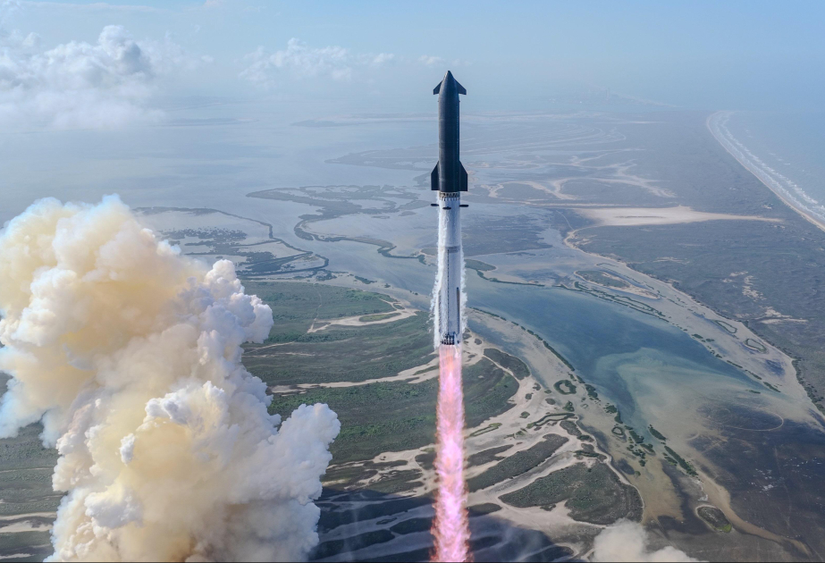 SpaceX's Starship megarocket makes the 'softest splashdown' ever after launching next-gen Starlink satellites in Flight 13 test