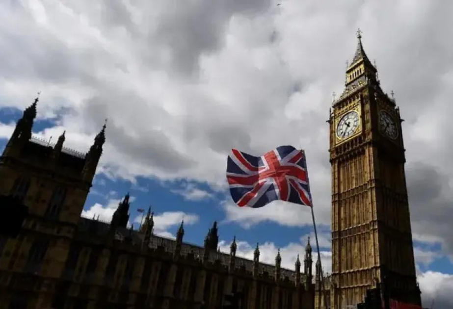 Böyük Britaniya NATO müdafiə bankına qoşulmağı nəzərdən keçirir