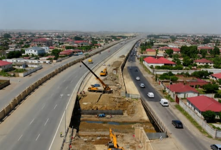 Qobustan qəsəbəsi ərazisində yeni körpünün inşası yekunlaşıb