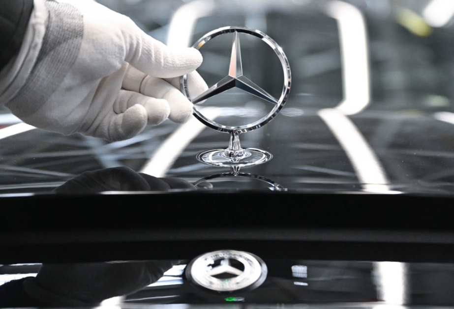 Mercedes gets shares boost on stable second quarter despite China woes