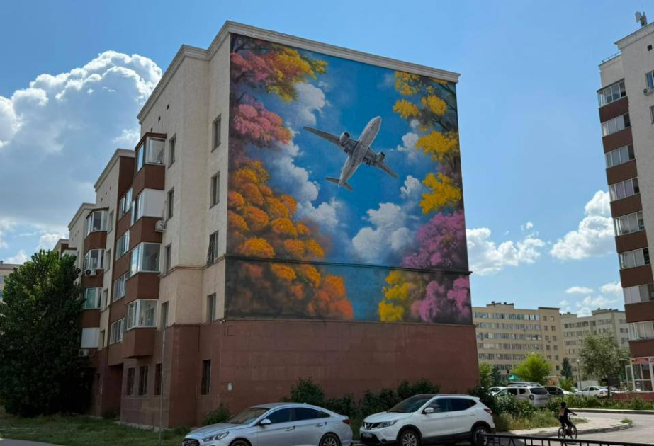 В Астане появился новый мурал