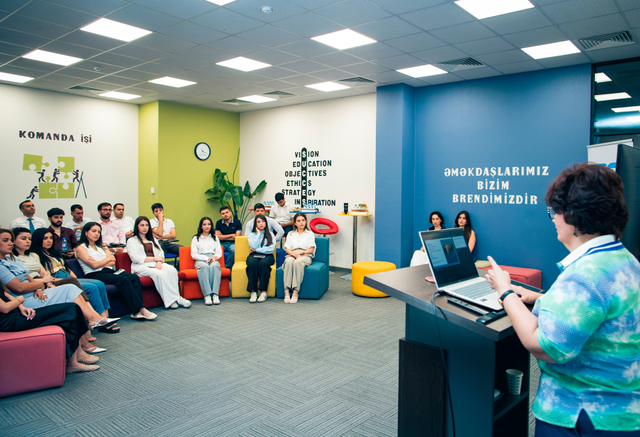 ®  “Bank of Baku”da “Hepatiti tanı, səhhətini qoru” seminarı