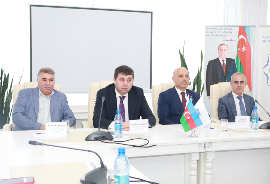 MEK-də Azərbaycan Əlifbası və Azərbaycan Dili Günü qeyd olunub