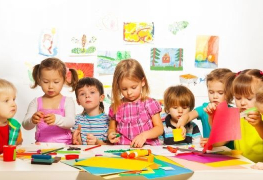 Ekspert: Uşaqlarda nitqin inkişafı məktəbəhazırlığın əsas şərtlərindən biridir