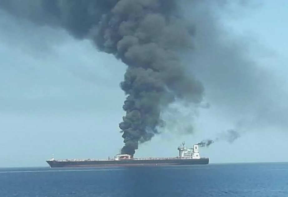 Oman sahillərində ikinci tanker vurulub