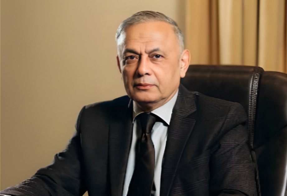 Автор надгробного памятника Эльчину Эфендиеву: Его образ всегда стоял у меня перед глазами