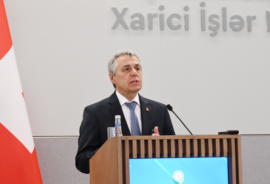 Ignazio Cassis reafirma el interés de Suiza en fortalecer los vínculos con Azerbaiyán
