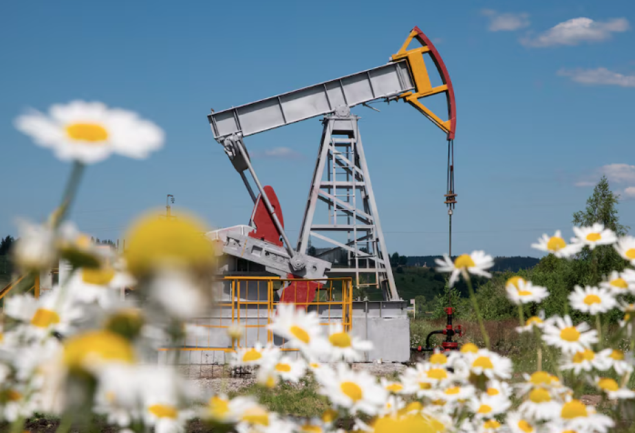 Oil prices decline in global markets