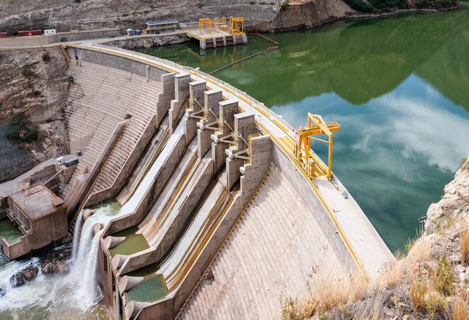 Dövlət Neft Fondu Perunun ən böyük elektrik enerjisi istehsalçısı olan şirkətə investisiya yatırıb