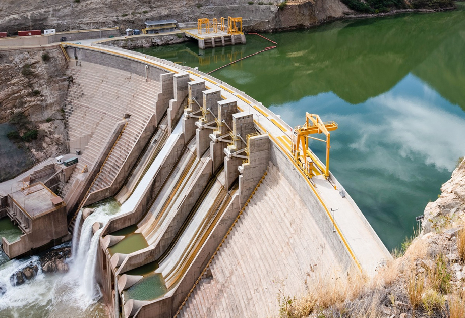 El Fondo Estatal del Petróleo invierte en la mayor empresa productora de electricidad de Perú