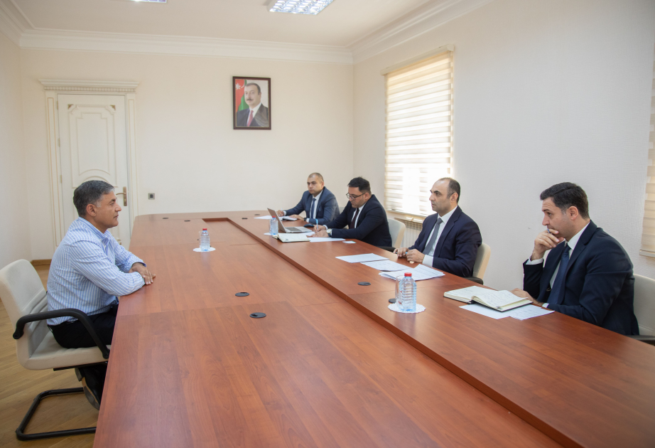 “Aqroservis”in İdarə Heyətinin sədri Qubada vətəndaşlarla görüşüb, təsərrüfatlara baş çəkib