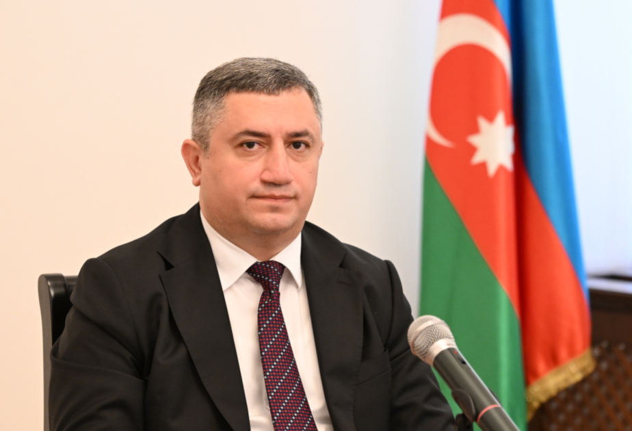 Siyasi şərhçi: Azərbaycanla Ermənistan iqtisadi, siyasi və humanitar müstəvidə əməli addımlar atır