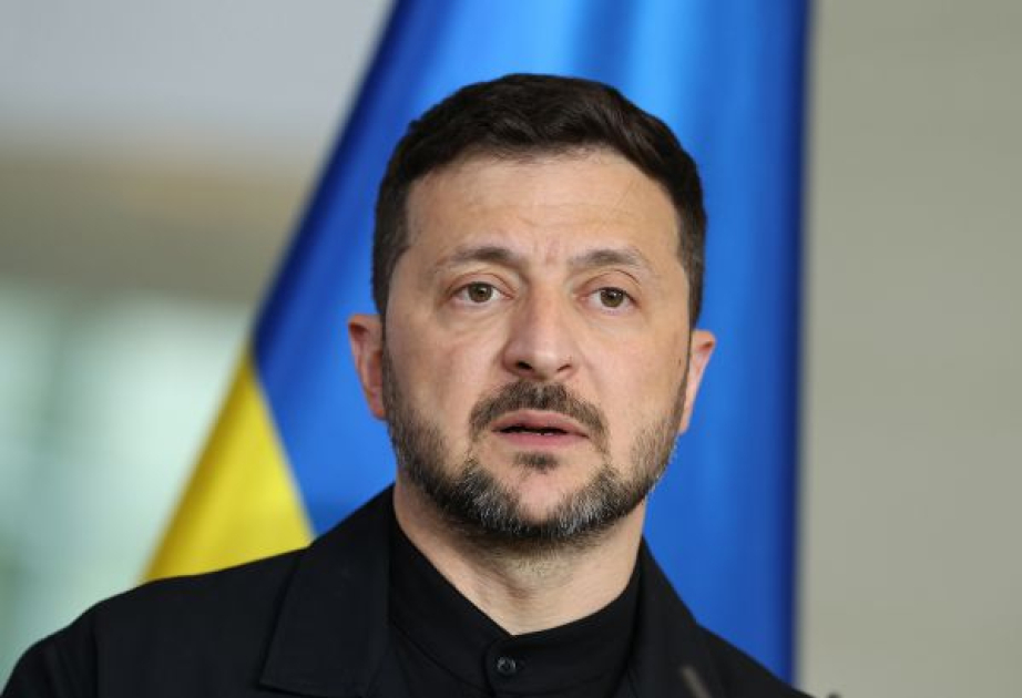 Zelenski: Ukrayna ordusu Donbasdan geri çəkilməyəcək