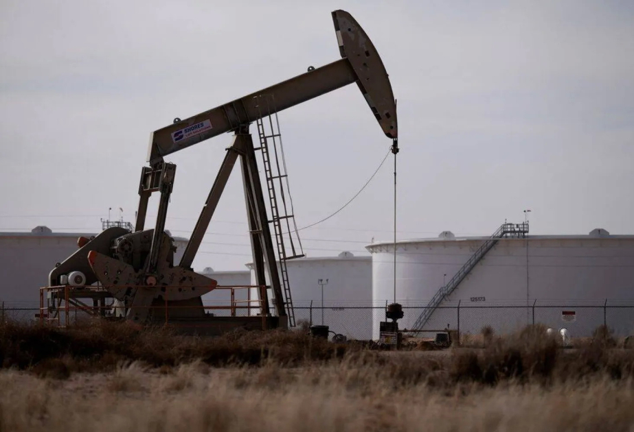 Oil prices rise as Iran sets conditions for reopening Strait of Hormuz