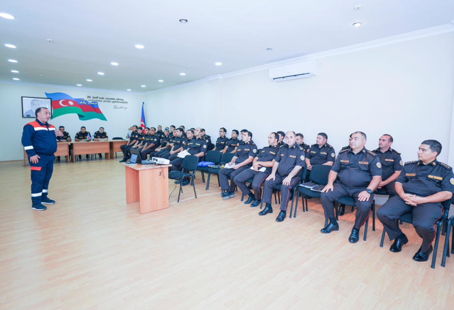 Balaxanı neftçiləri və FHN əməkdaşları yanğından mühafizə üzrə birgə profilaktik seminarlar keçirirlər