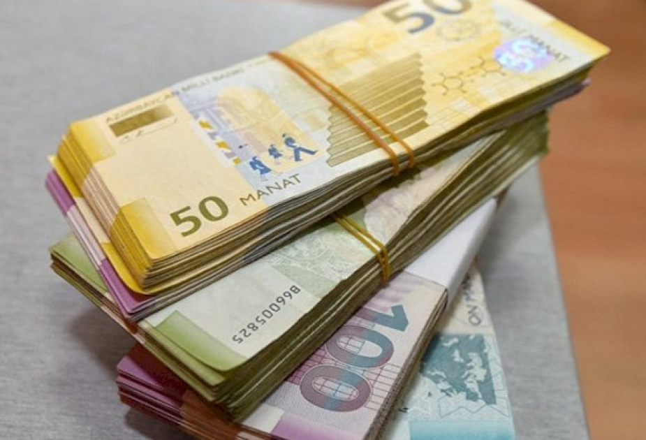 Fiziki şəxslərin banklardakı əmanətləri 15,5 faiz artıb