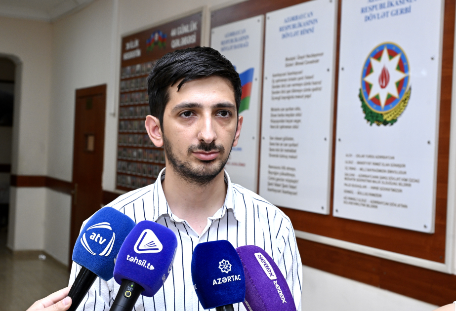 İmtahanda 55 bal toplayan müəllim: Suallar çətin olsa da, cavablandırmaq mümkün idi VİDEO