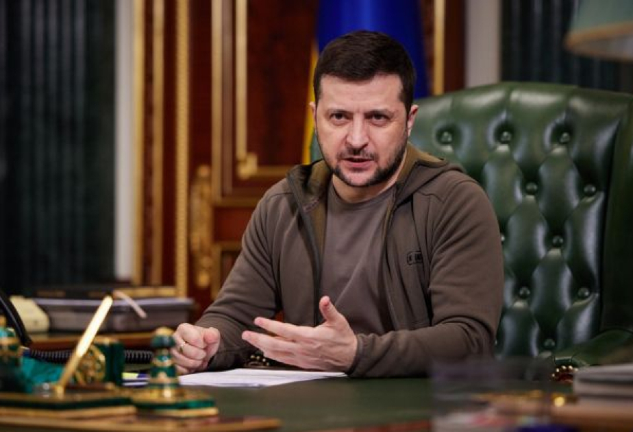 زيلينسكي يقوم بتكريم أبناء جاليتنا العسكريين