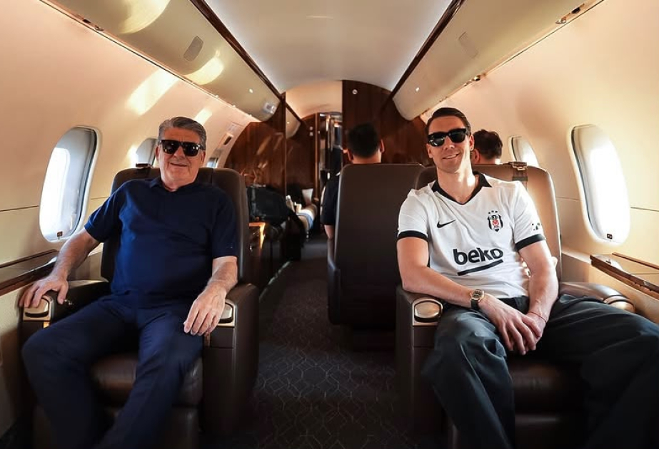 Serbiyalı tanınmış futbolçu Duşan Vlahoviç "Beşiktaş"a keçib