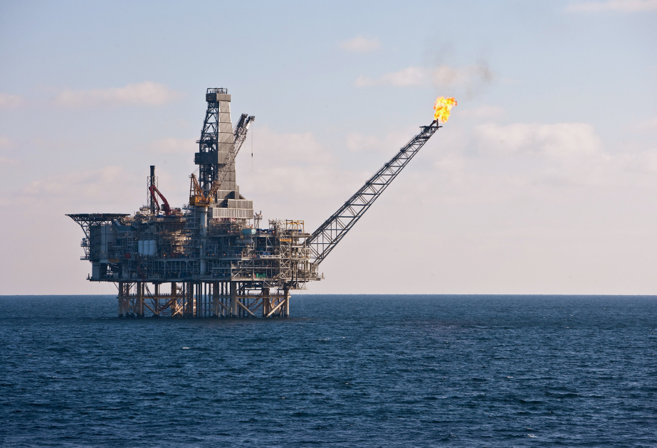 Azerbaijani oil sells for $95.50