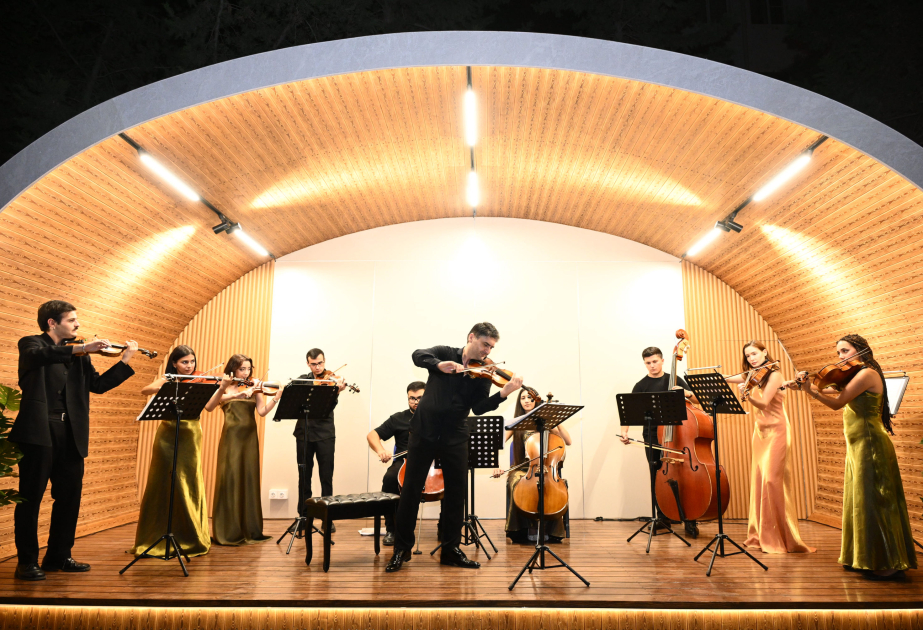 Kapellhaus Garden Hall: Классическая музыка прозвучала под звездным небом