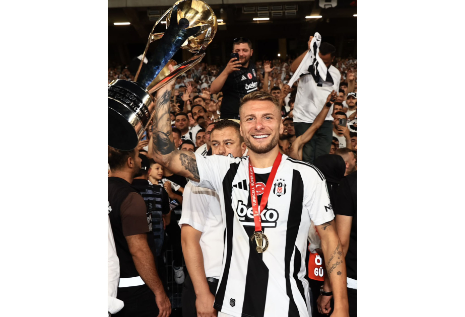Avropa çempionu olmuş futbolçu karyerasını başa vurub
