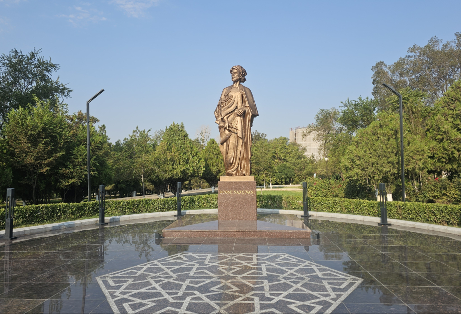 Əcəmi Naxçıvaninin abidəsi – dahi memarın zəngin irsinə ehtiramın ifadəsi