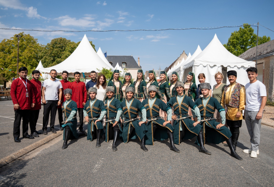 Aserbaidschan präsentiert Kulturerbe bei Folklorefestival in Frankreich