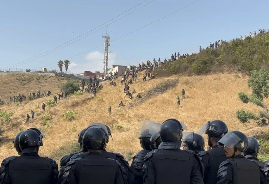 Mərakeşdə İspaniyanın Seuta anklavına keçməyə çalışan 111 miqrant saxlanılıb