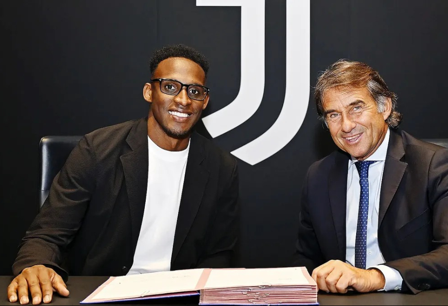 “Yuventus” Kolumbiya millisinin futbolçusunu transfer edib