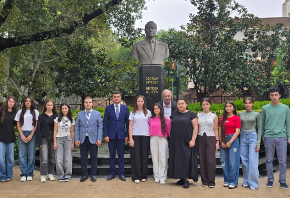 Gürcüstanda “Yeni tanışlıqlar və xoş xatirələr” adlı yay düşərgəsi başlanıb
