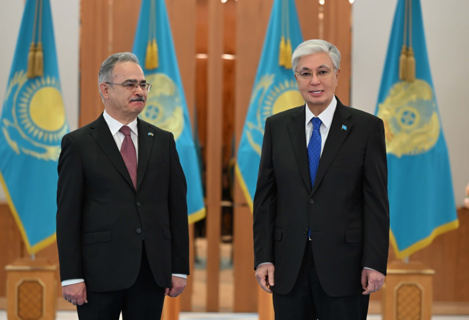 El Embajador de Azerbaiyán presenta sus cartas credenciales al Presidente de Kazajistán