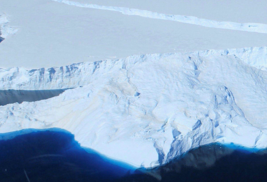 Multiyear tropical warm pool warming temporarily slows Antarctic mass loss, study finds